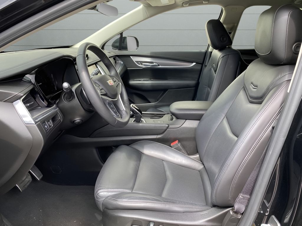 2018 Cadillac XT5 Luxury FWD - STELLAR BLACK METALLIC exterior view 13