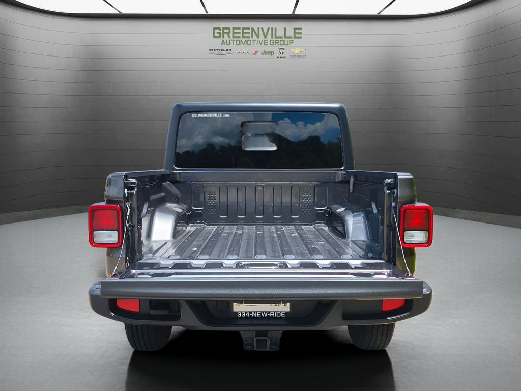 Used 2024 Jeep Gladiator Sport S
