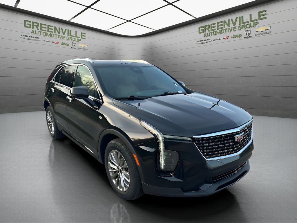 2025 Cadillac XT4 FWD Premium Luxury - Stellar Black Metallic exterior view 3