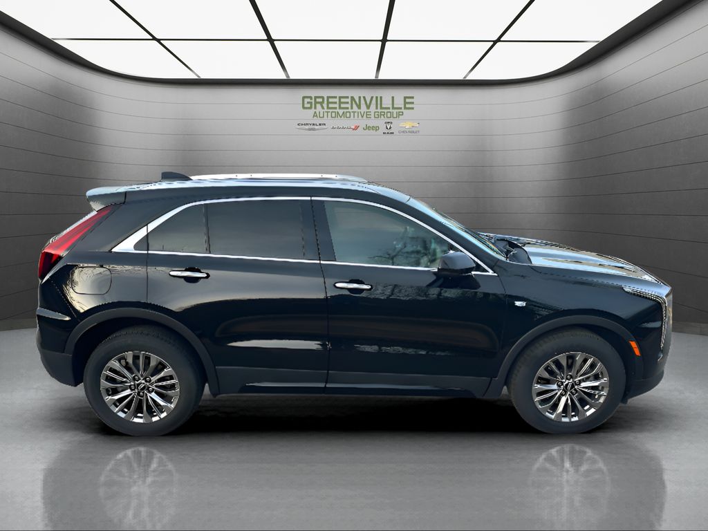 2025 Cadillac XT4 FWD Premium Luxury - Stellar Black Metallic exterior view 4