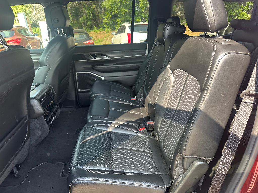 2024 Jeep Wagoneer Series II - Velvet Red Pearlcoat exterior view 16