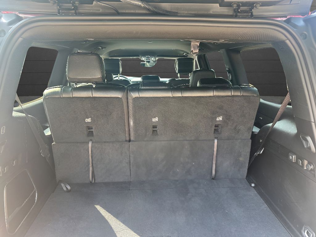2024 Jeep Wagoneer Series II - Velvet Red Pearlcoat exterior view 13