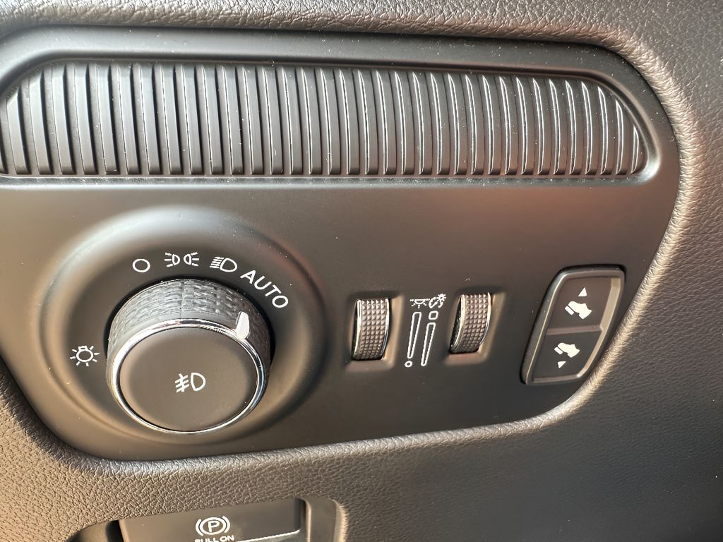 Used 2024 Jeep Wagoneer Series II