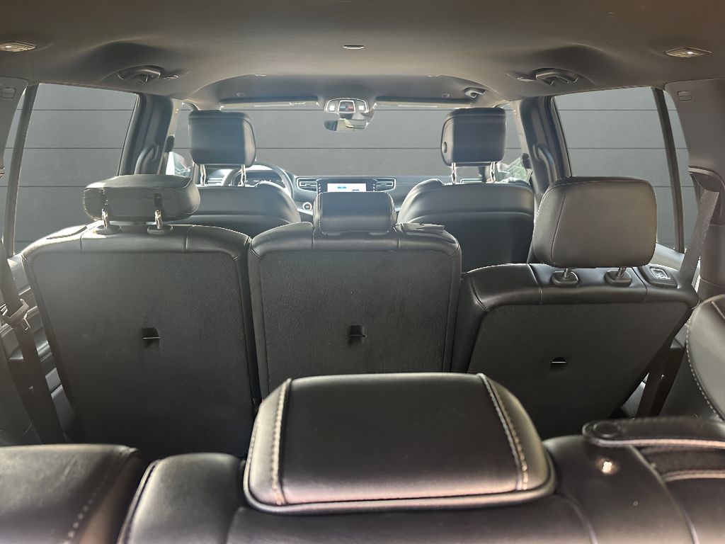 2024 Jeep Wagoneer Series II - Velvet Red Pearlcoat exterior view 15