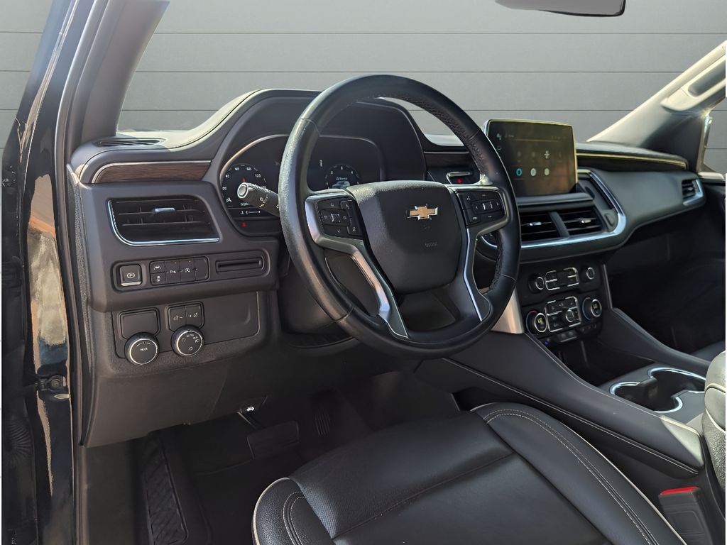2024 Chevrolet Tahoe Premier - Black exterior view 20