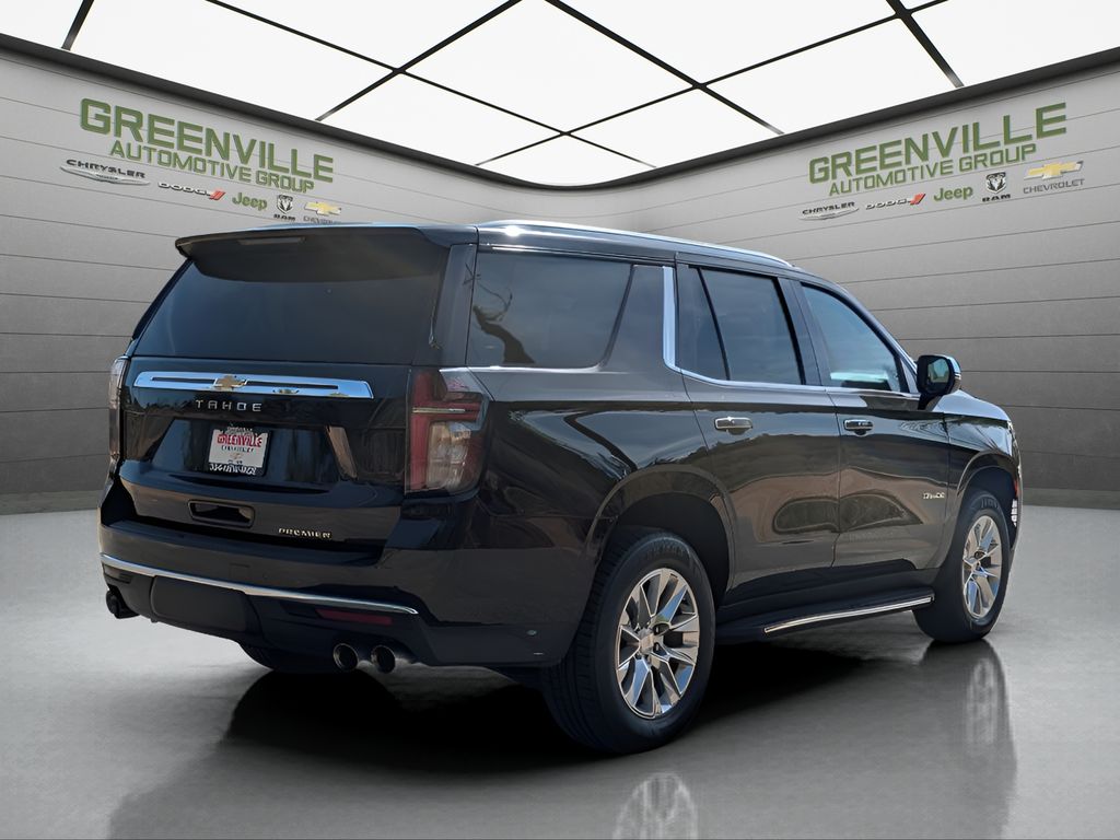 2024 Chevrolet Tahoe Premier - Black exterior view 8