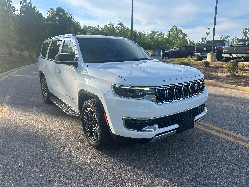 2024 Jeep Wagoneer Series II - Bright White Clearcoat exterior view 3