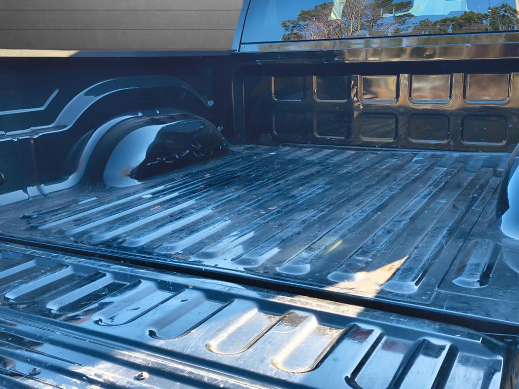 2024 Ram 1500 Classic Warlock - Diamond Black Crystal Pearlcoat exterior view 7