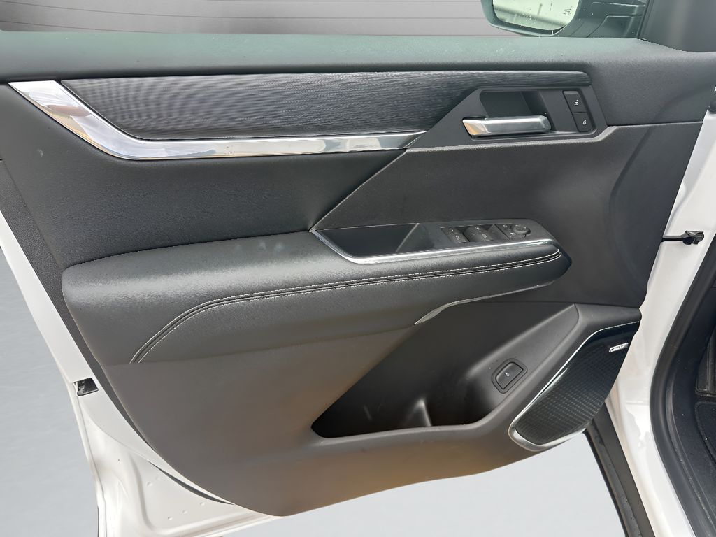 2026 GMC Acadia FWD Elevation - Summit White exterior view 19