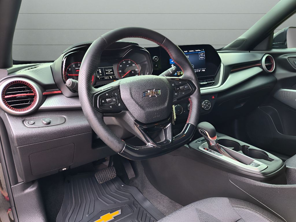 2024 Chevrolet Trax 1RS - Mosaic Black Metallic exterior view 12