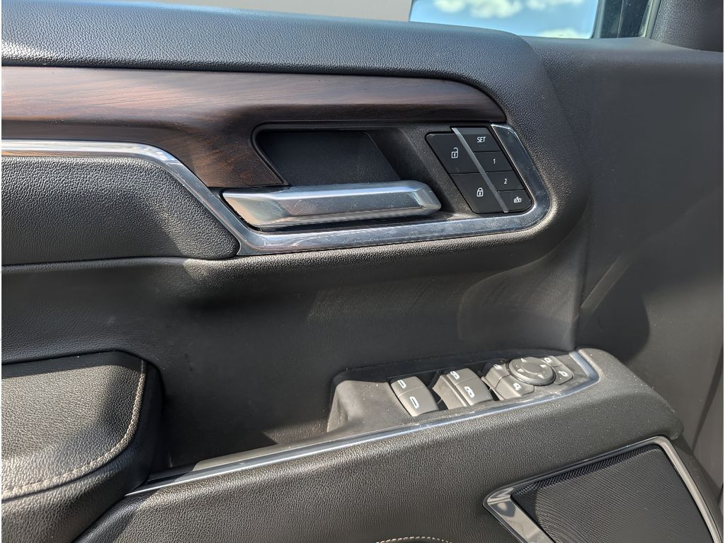 2024 GMC Sierra 1500 - Onyx Black exterior view 14