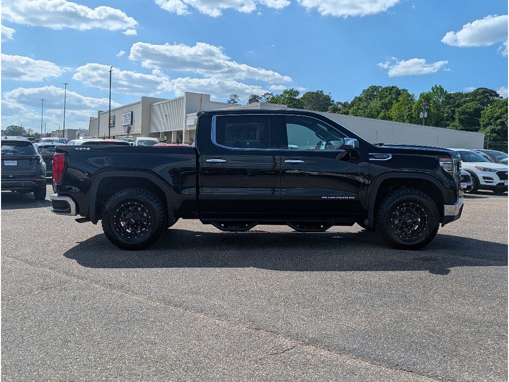 2024 GMC Sierra 1500 - Onyx Black exterior view 9