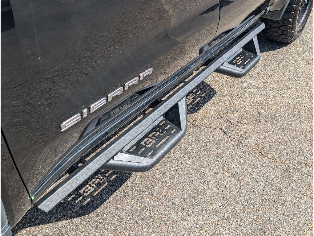 2024 GMC Sierra 1500 - Onyx Black exterior view 13