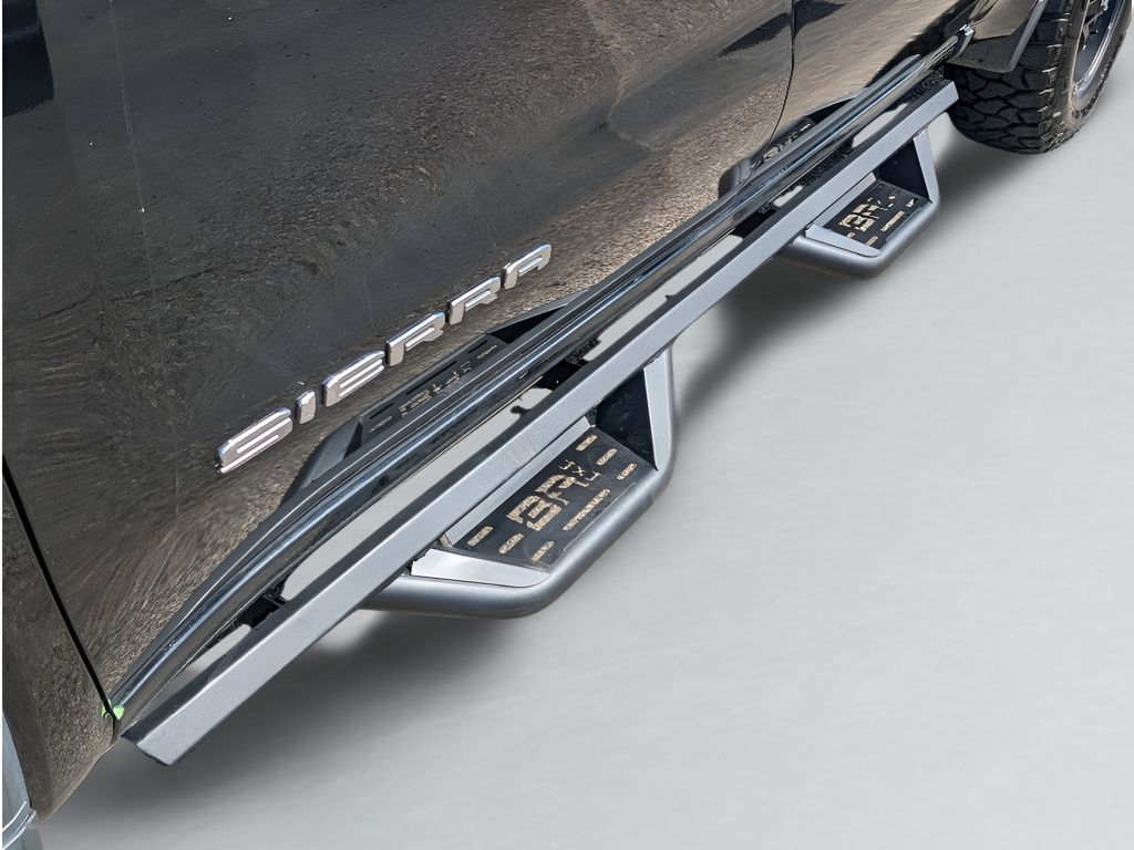 2024 GMC Sierra 1500 - Onyx Black exterior view 13