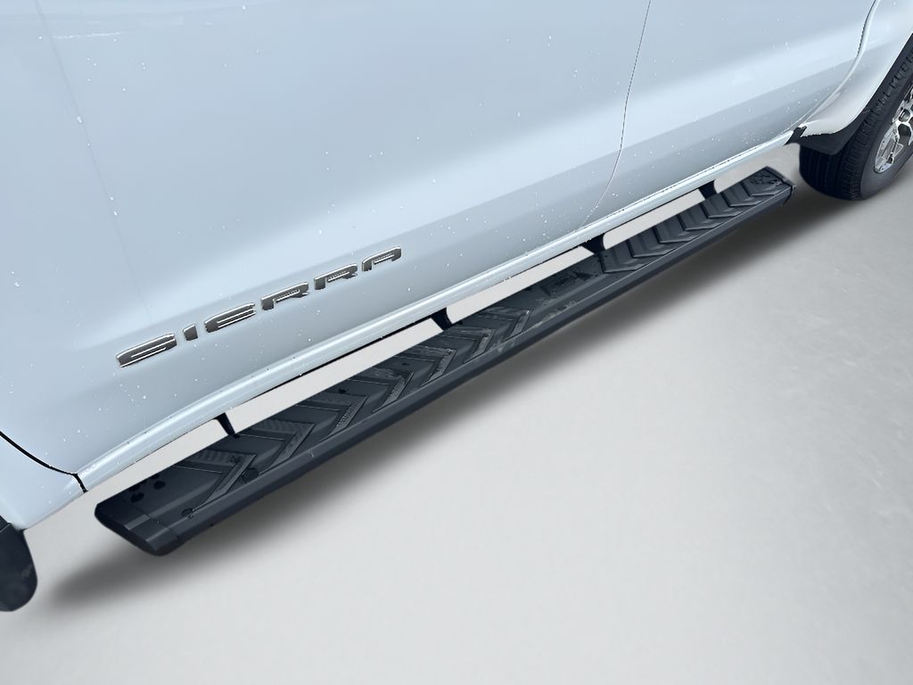 2026 GMC Sierra 1500.0 - Summit White exterior view 9