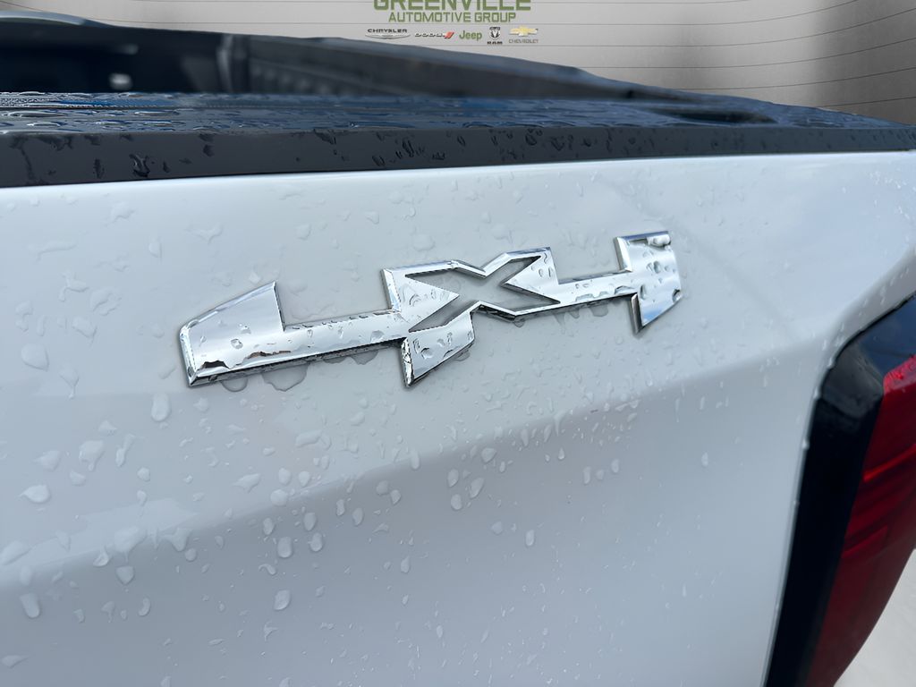 2026 GMC Sierra 1500.0 - Summit White exterior view 12