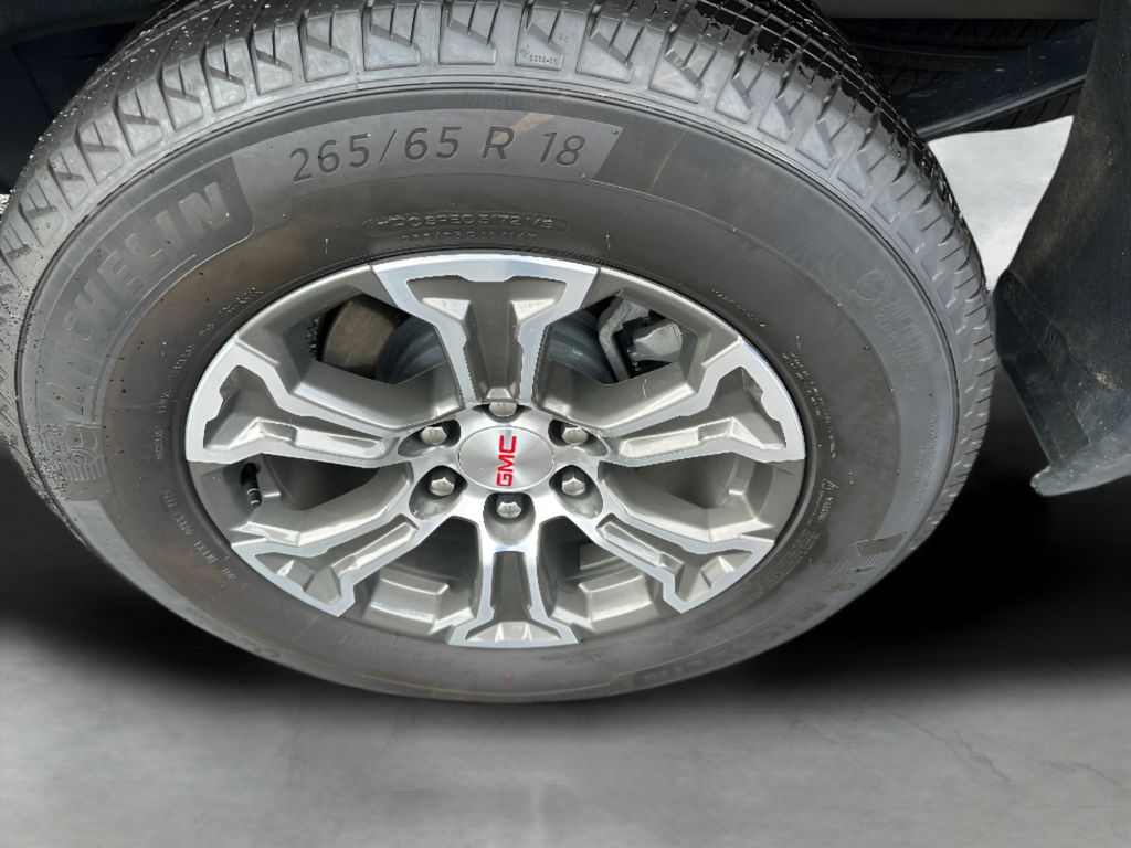 2026 GMC Sierra 1500.0 - Summit White exterior view 10