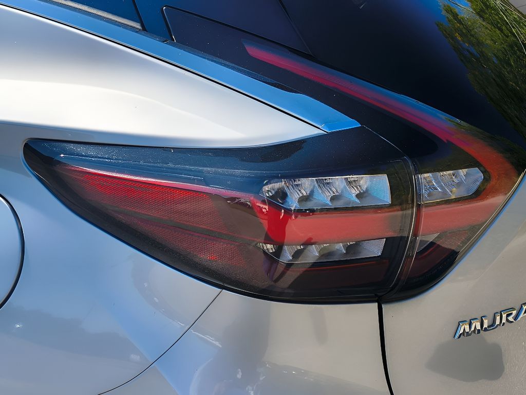 2021 Nissan Murano SV - Brilliant Silver Metallic exterior view 4