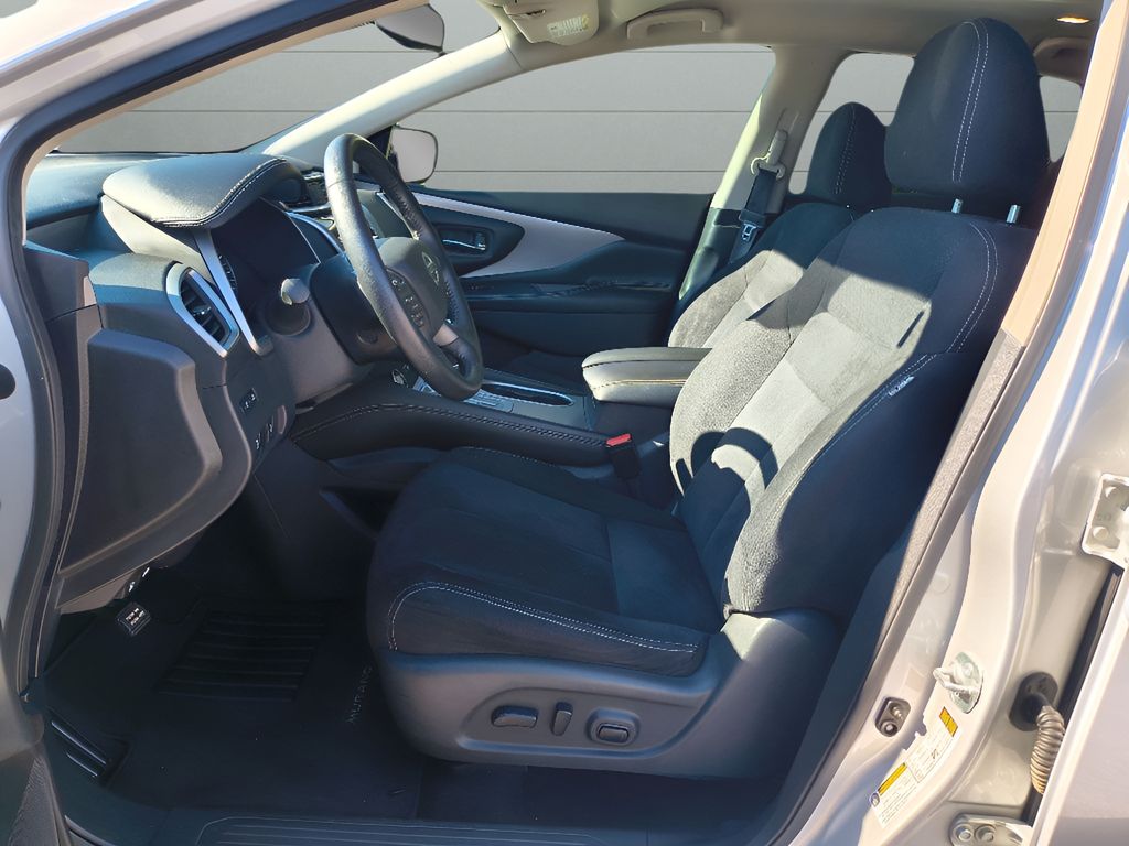 2021 Nissan Murano SV - Brilliant Silver Metallic exterior view 17