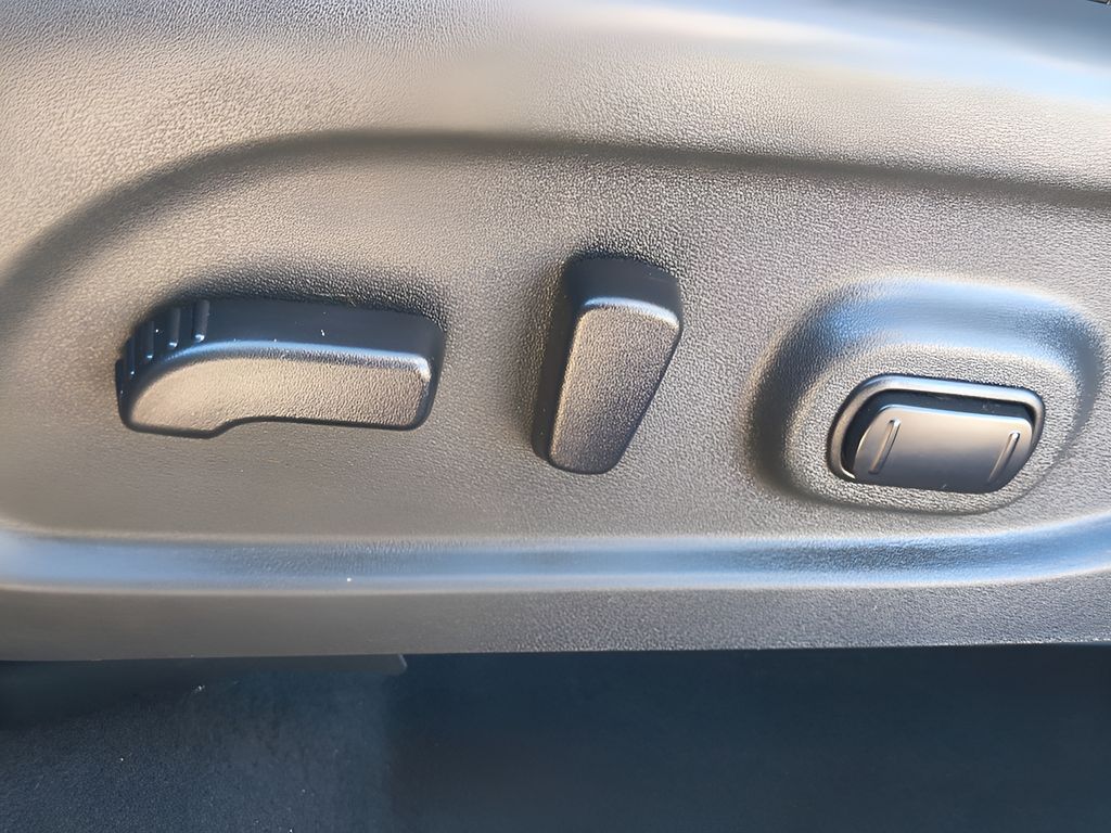 2021 Nissan Murano SV - Brilliant Silver Metallic exterior view 16