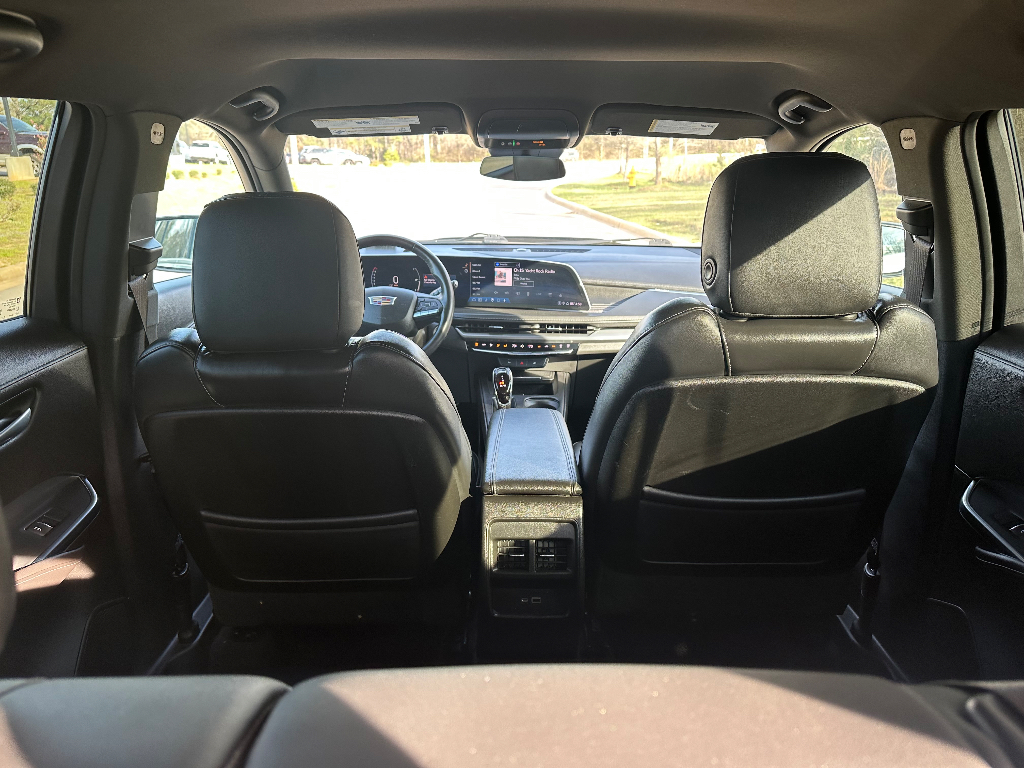 2024 Cadillac XT4 FWD Premium Luxury - Argent Silver Metallic exterior view 12