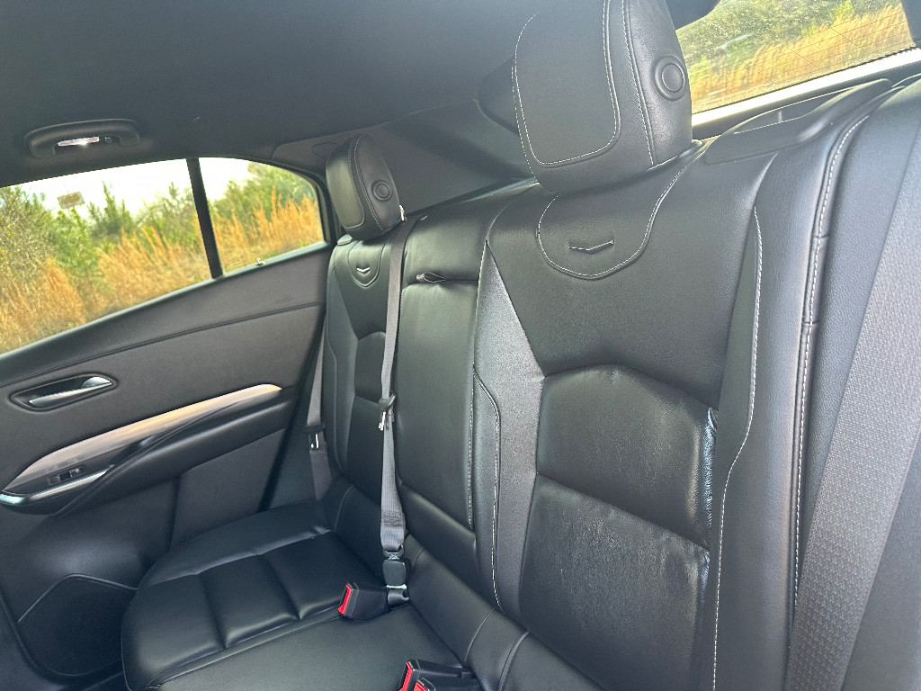 2024 Cadillac XT4 FWD Premium Luxury - Argent Silver Metallic exterior view 13