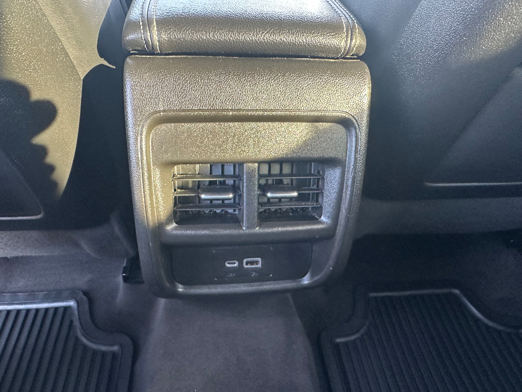 2024 Cadillac XT4 FWD Premium Luxury - Argent Silver Metallic exterior view 15