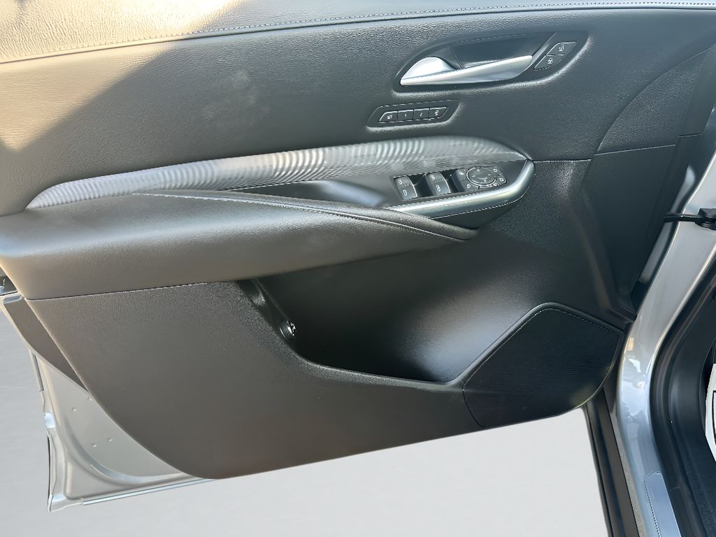 2024 Cadillac XT4 FWD Premium Luxury - Argent Silver Metallic exterior view 19