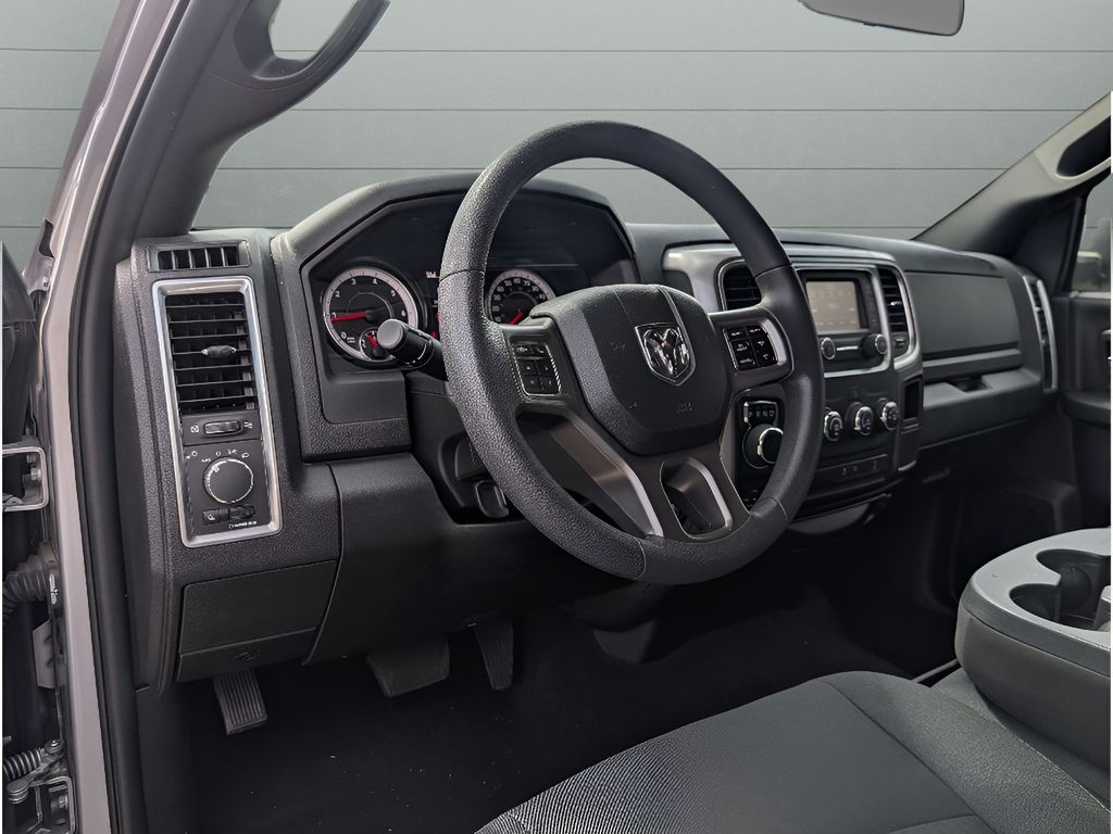 2024 Ram 1500 Classic Warlock - Billet Silver Metallic Clearcoat exterior view 17