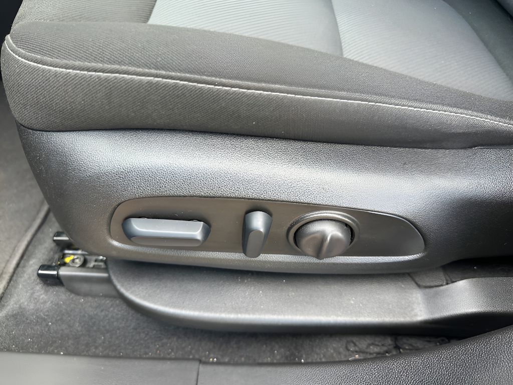 2025 Chevrolet Blazer LT - Black exterior view 20