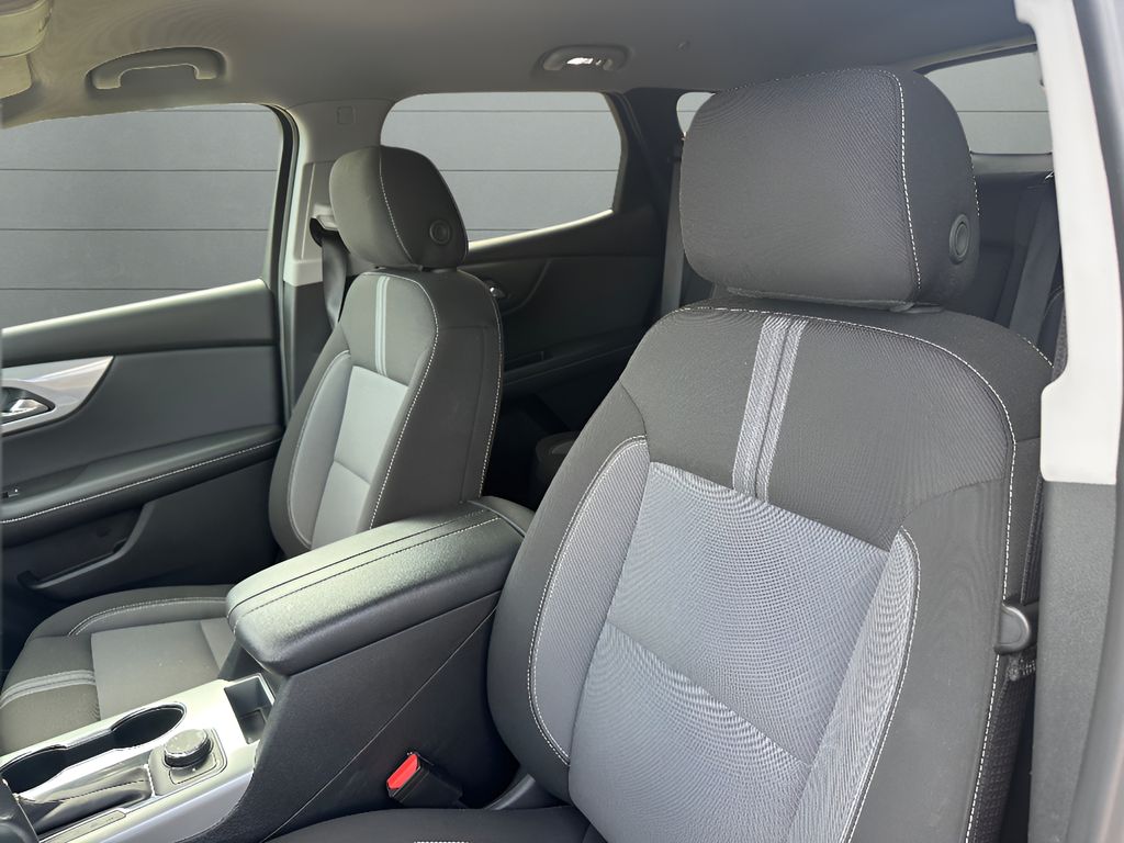 2025 Chevrolet Blazer LT - Black exterior view 19