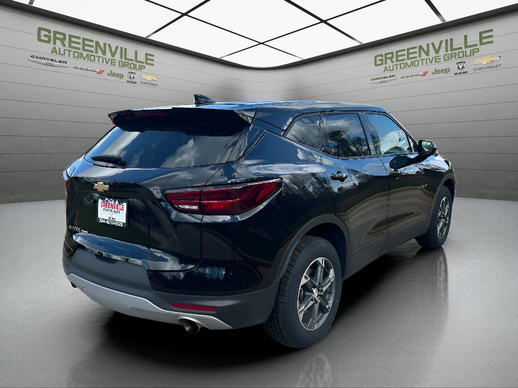 2025 Chevrolet Blazer LT - Black exterior view 6