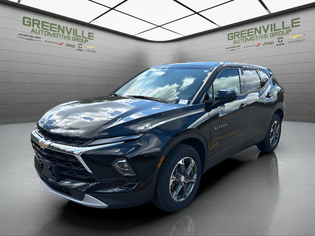 2025 Chevrolet Blazer LT - Black exterior view 2