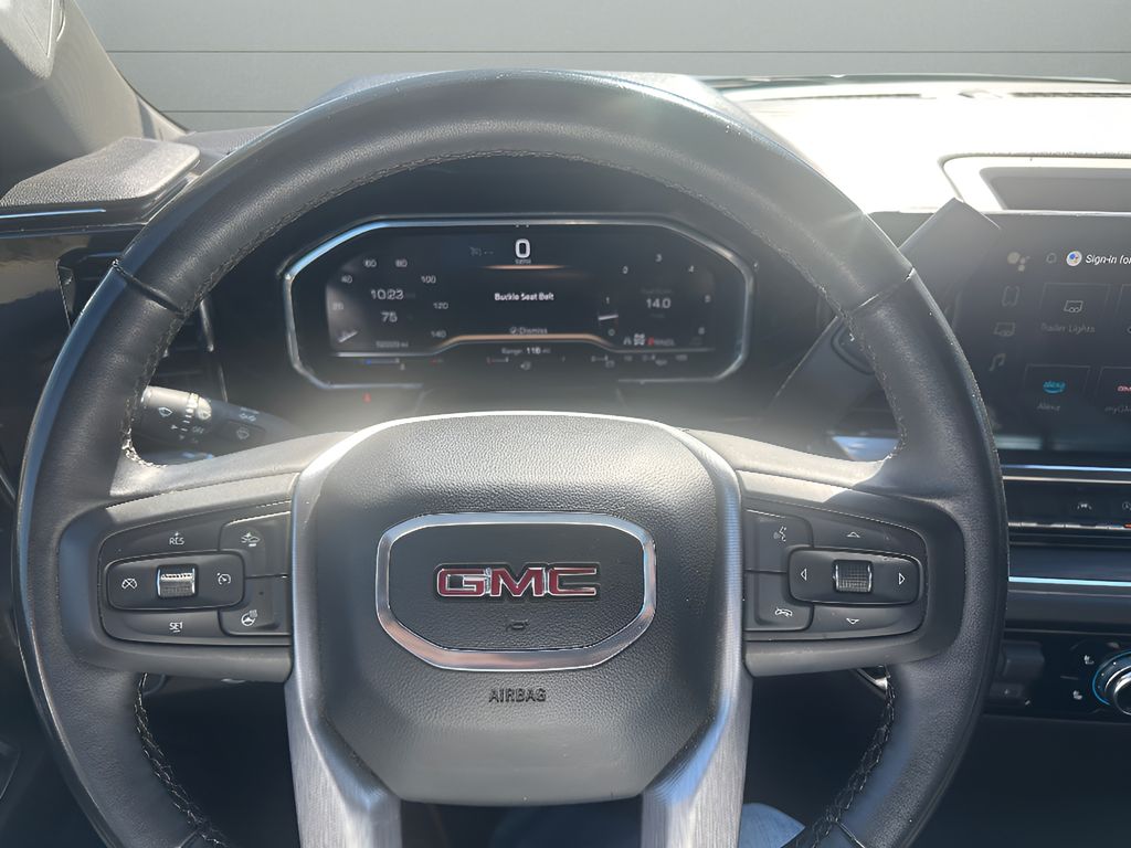 Used 2025 GMC Sierra SLT