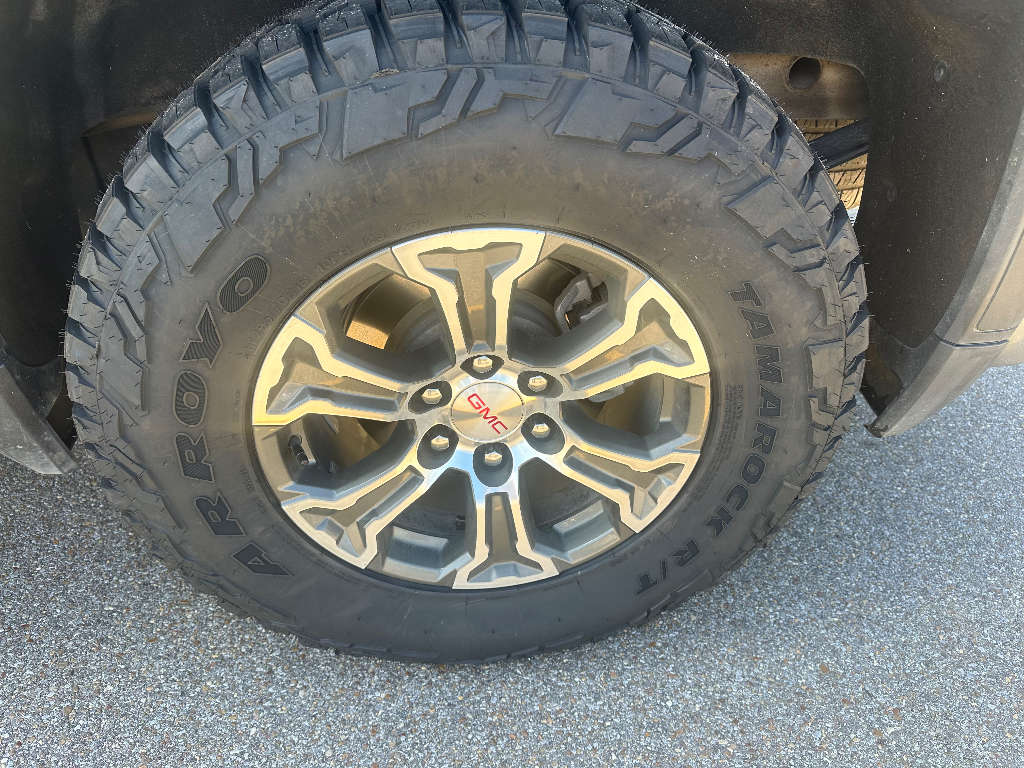 2025 GMC Sierra 1500 - Sterling Metallic exterior view 9