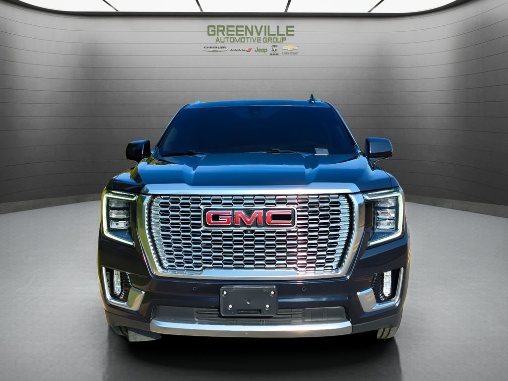 2021 GMC Yukon Denali - Midnight Blue Metallic exterior view 11