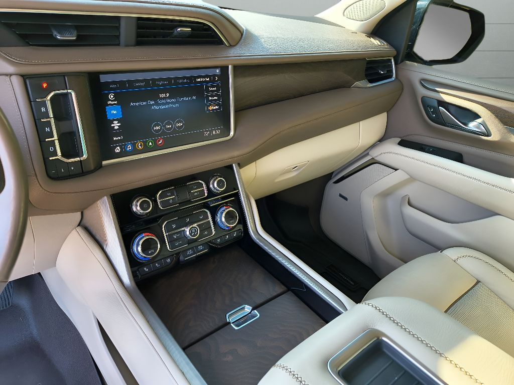 2021 GMC Yukon Denali - Photo 24