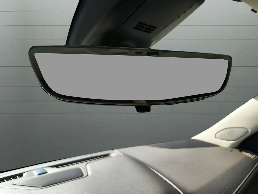2021 GMC Yukon Denali - Photo 28