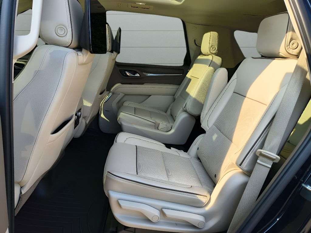 2021 GMC Yukon Denali - Photo 34