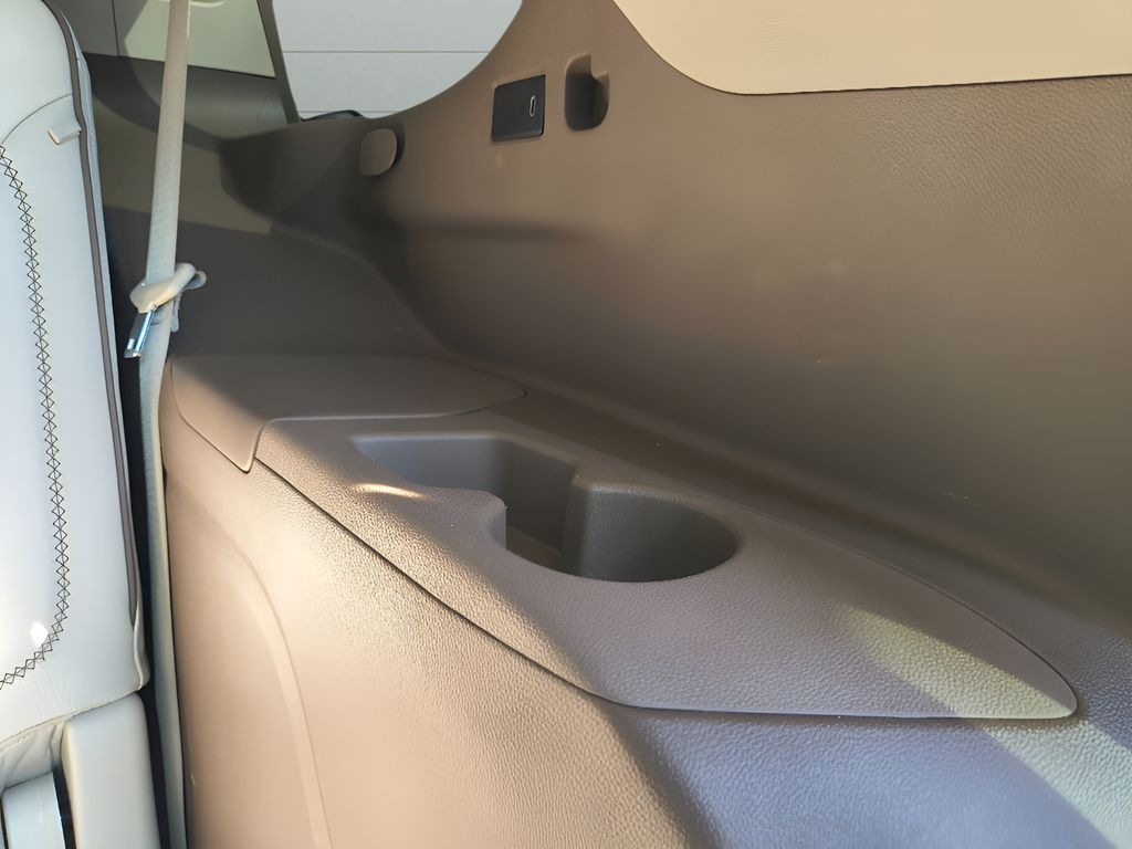 2021 GMC Yukon Denali - Photo 39
