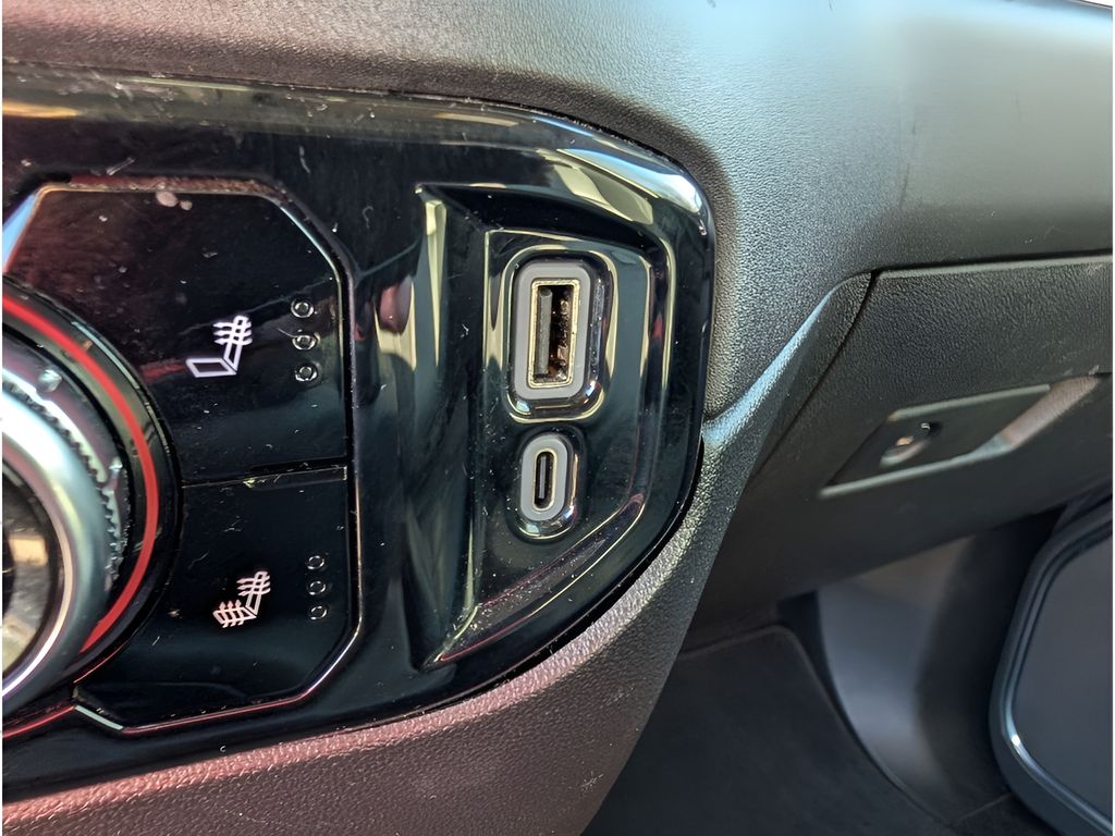 Used 2024 GMC Sierra SLT