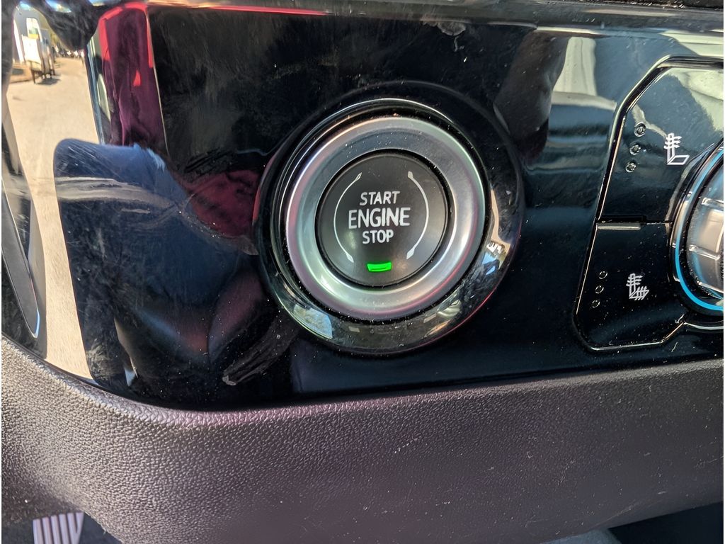 Used 2024 GMC Sierra SLT