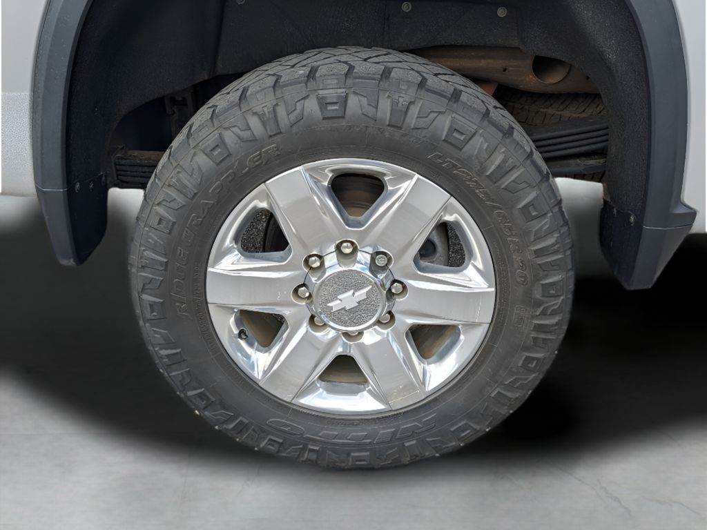 2020 Chevrolet Silverado 2500 - SILVER ICE METALLIC exterior view 3