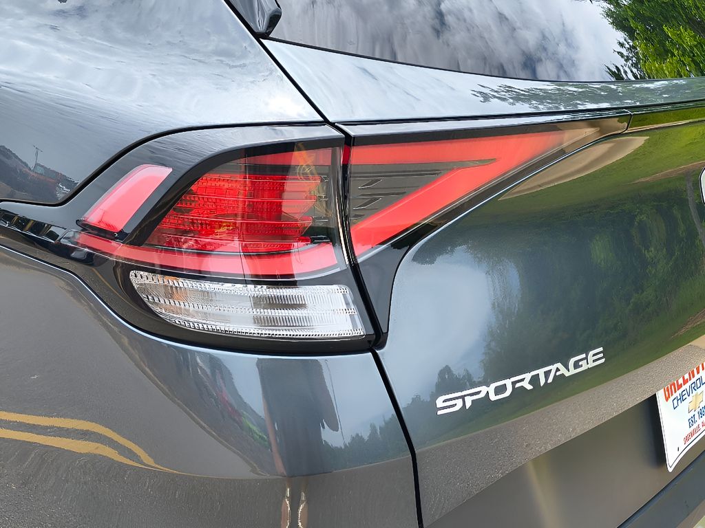 Used 2024 Kia Sportage LX