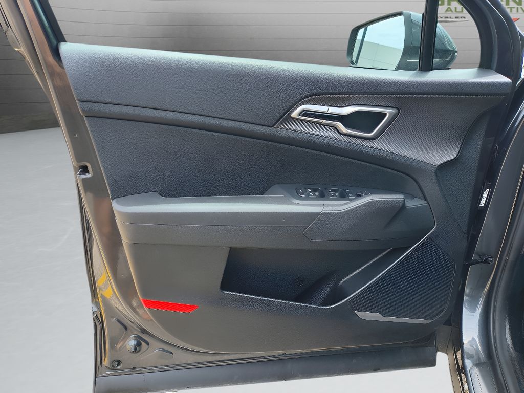 2024 Kia Sportage LX - Gravity Gray exterior view 10