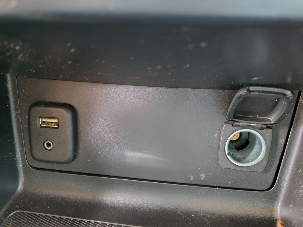 2018 Chevrolet Colorado 4WD Z71 - Graphite Metallic exterior view 17