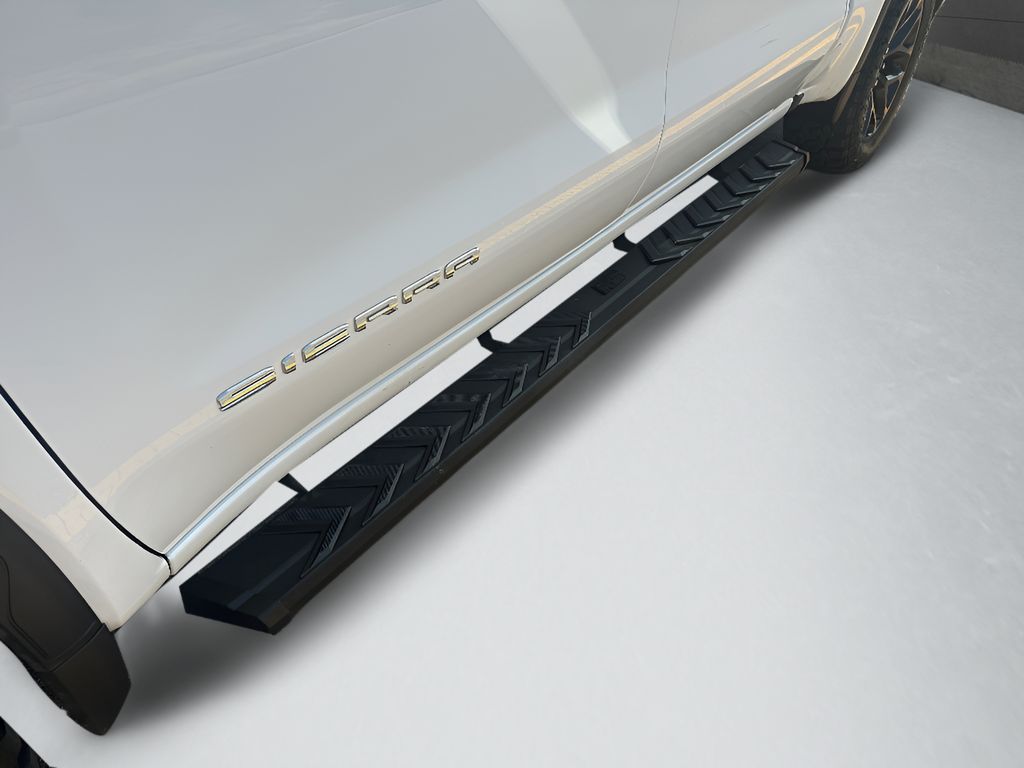 2025 GMC Sierra 1500.0 - Summit White exterior view 12