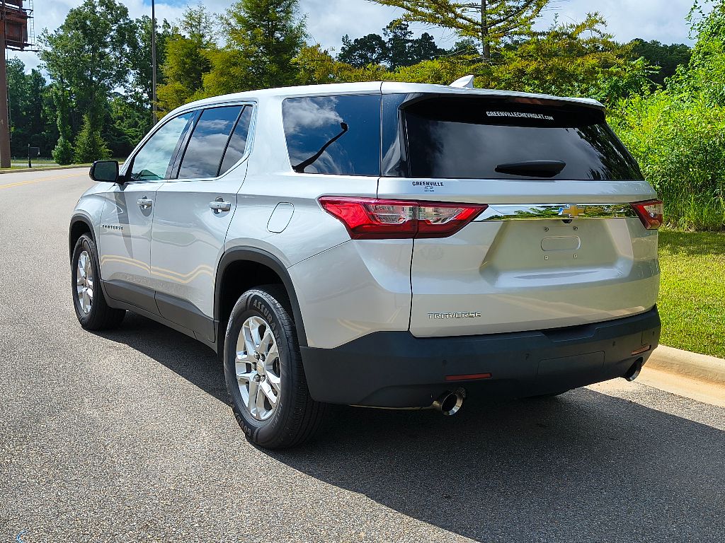 2020 Chevrolet Traverse LS - Silver Ice Metallic exterior view 5