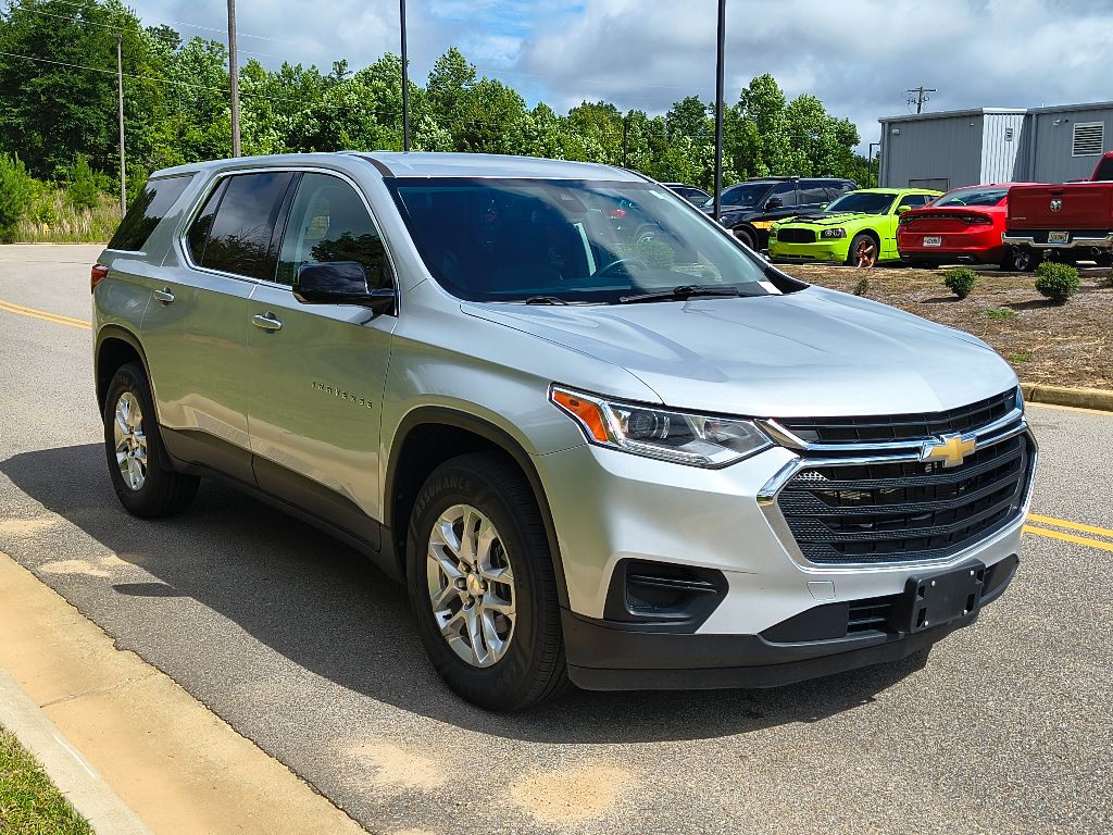 2020 Chevrolet Traverse LS - Silver Ice Metallic exterior view 10