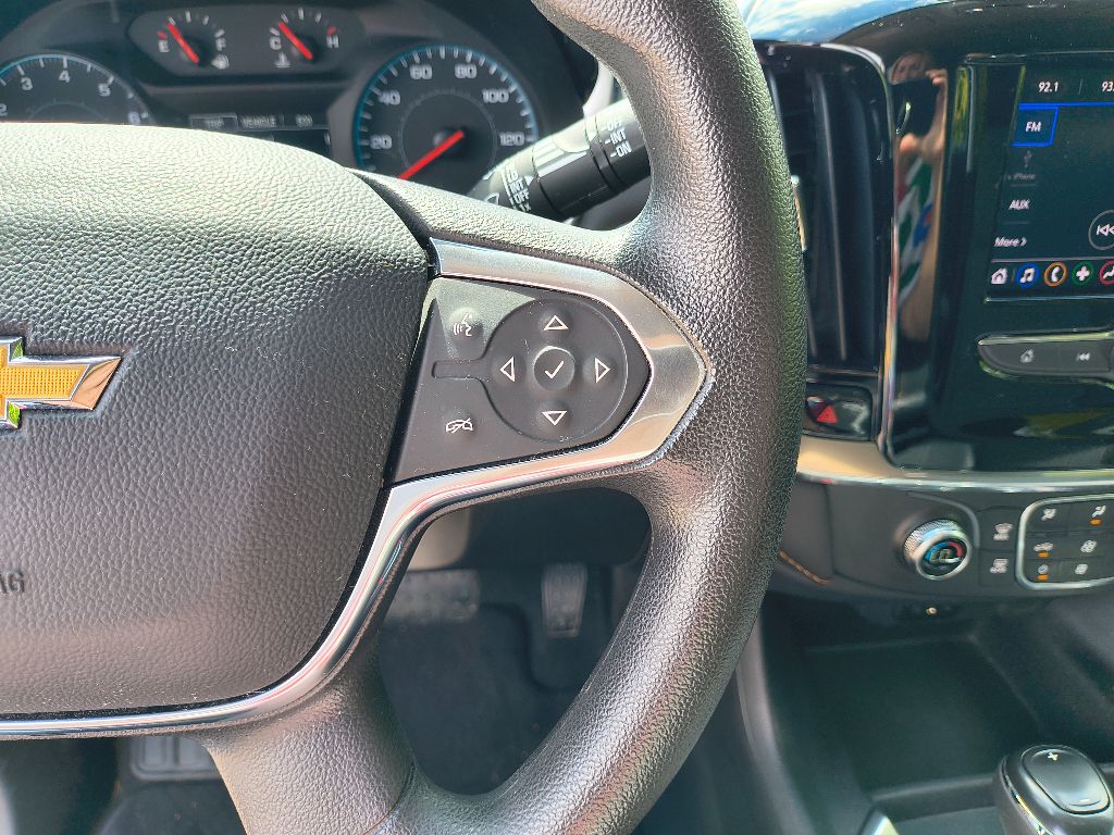 2020 Chevrolet Traverse LS - Silver Ice Metallic exterior view 18